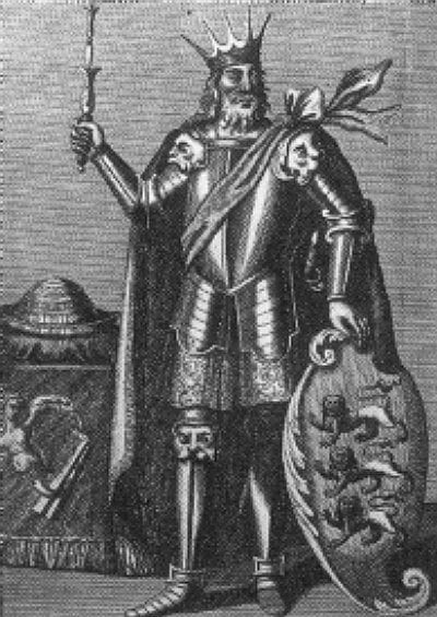 Brian Boru in Battle armour with 3 lions shield motif